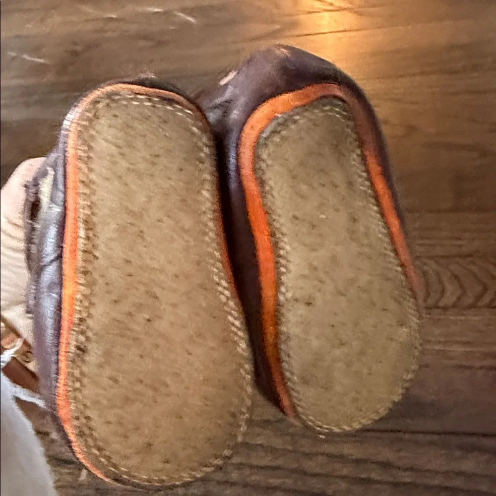 Easy Peasy Brown Leather   Slip-On moccasins. Very good condition